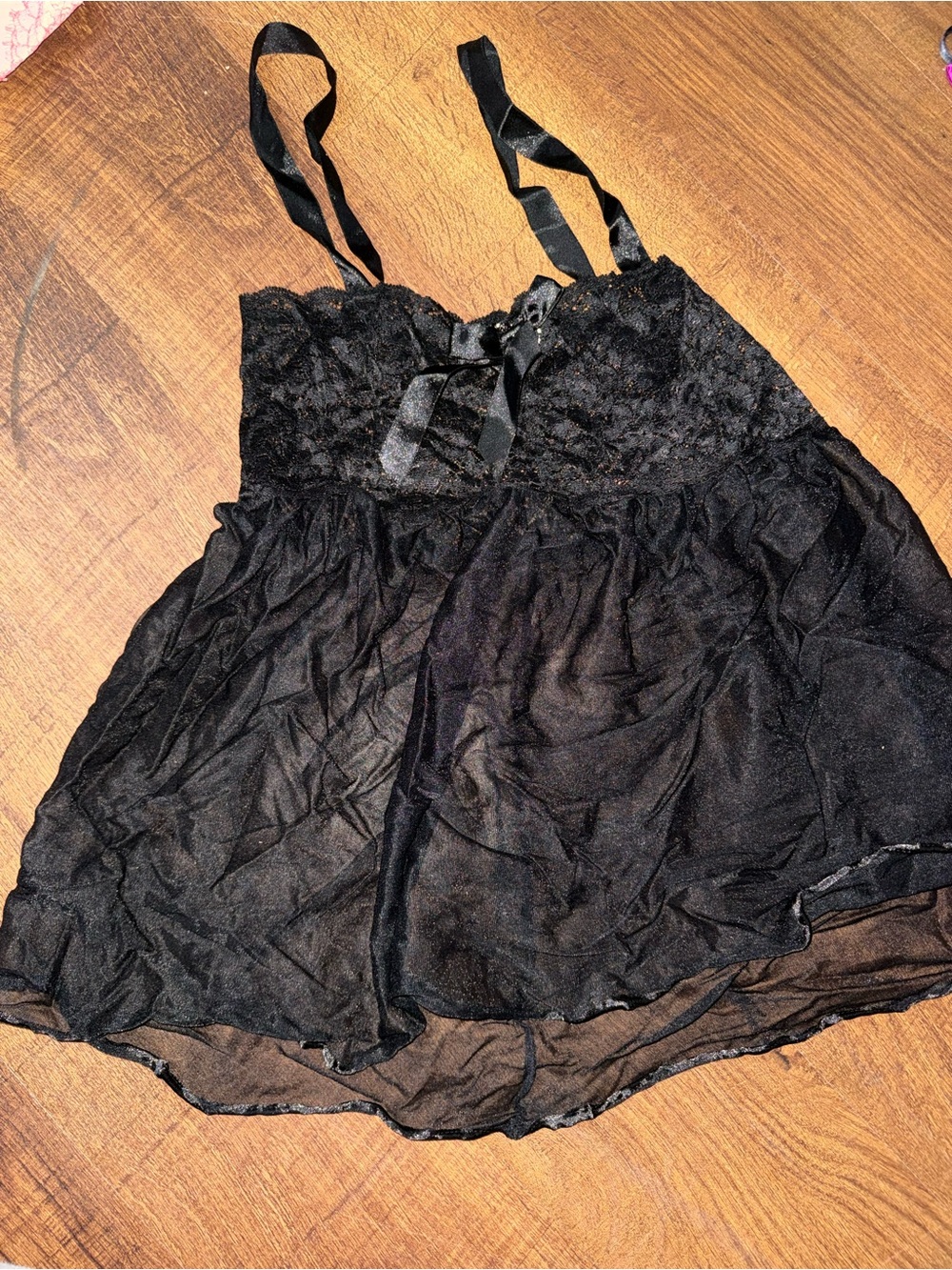 Elegant Moments Black Lace Chiffon Nightwear